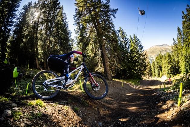 Whoop UCI Mountainbikeworldcup Downhill Lenzerheide NICOLE Myriam COMMENCAL MUC OFF BY RIDING ADDICTIONat Whoop UCI Mountainbikeworldcup Downhill Lenzerheide, 18 09 2025,in Lenzerheide,SUI Foto Sebastian Sternemannat Whoop UCI Mountainbikeworldcup Downhill Lenzerheide, 18 09 2025,in Lenzerheide,SUI Foto Sebastian Sternemann