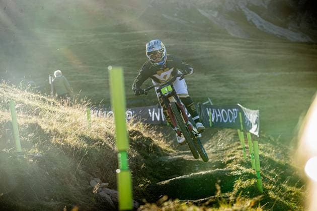 Whoop UCI Mountainbikeworldcup Downhill Lenzerheide HÖLL Valentina YT MOBat Whoop UCI Mountainbikeworldcup Downhill Lenzerheide, 18 09 2025,in Lenzerheide,SUI Photo Sebastian Sternemannat Whoop UCI Mountainbikeworldcup Downhill Lenzerheide, 18 09 2025,in Lenzerheide,SUI Photo Sebastian Sternemann
