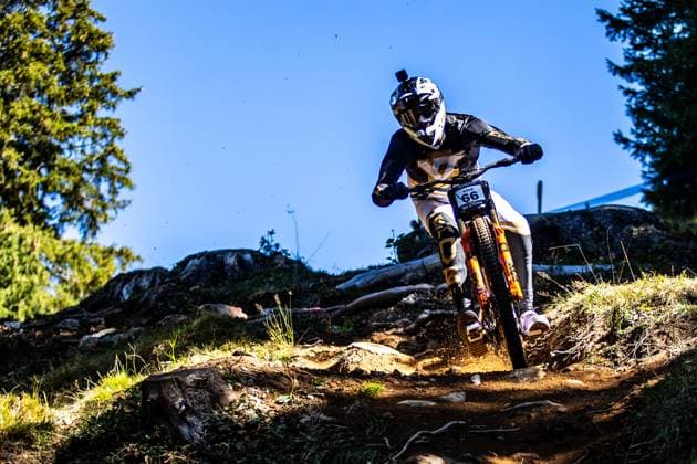 Whoop UCI Mountainbikeworldcup Downhill Lenzerheide KOLB Andreas YT MOBat Whoop UCI Mountainbikeworldcup Downhill Lenzerheide, 18 09 2025,in Lenzerheide,SUI Photo Sebastian Sternemannat Whoop UCI Mountainbikeworldcup Downhill Lenzerheide, 18 09 2025,in Lenzerheide,SUI Photo Sebastian Sternemann