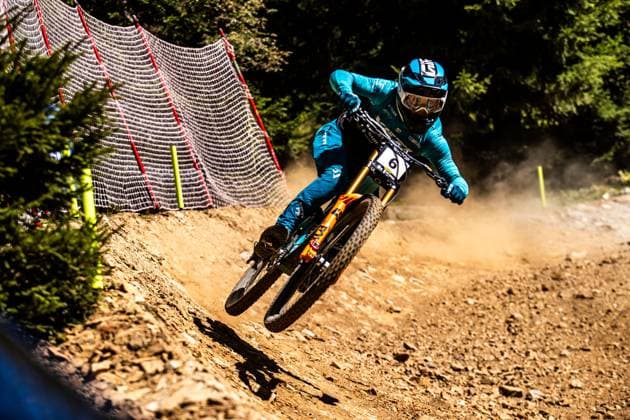 Whoop UCI Mountainbikeworldcup Downhill Lenzerheide WILLIAMSON Jonty at Whoop UCI Mountainbikeworldcup Downhill Lenzerheide, 18 09 2025,in Lenzerheide,SUI Photo Sebastian Sternemannat Whoop UCI Mountainbikeworldcup Downhill Lenzerheide, 18 09 2025,in Lenzerheide,SUI Photo Sebastian Sternemann
