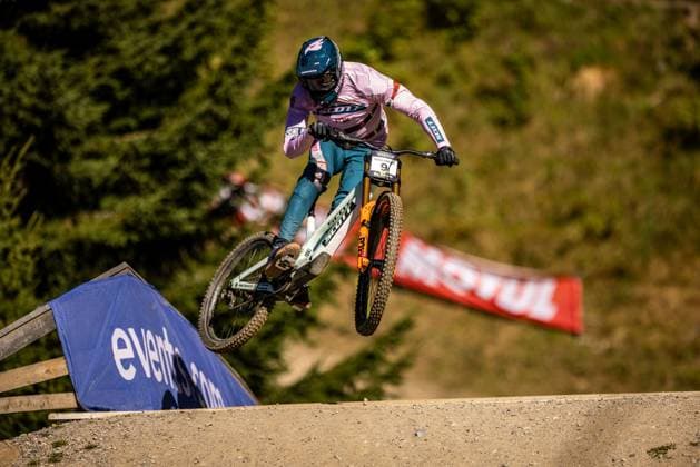 Whoop UCI Mountainbikeworldcup Downhill Lenzerheide COULANGES Benoit SCOTT DOWNHILL FACTORYat Whoop UCI Mountainbikeworldcup Downhill Lenzerheide, 18.09.2025,in Lenzerheide,SUI Foto: Sebastian Sternemannat Whoop UCI Mountainbikeworldcup Downhill Lenzerheide, 18.09.2025,in Lenzerheide,SUI Foto: Sebastian Sternemann