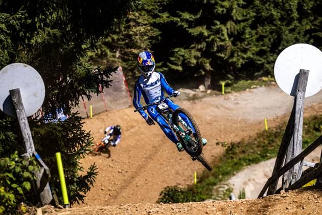 Whoop UCI Mountainbikeworldcup Downhill Lenzerheide DUNNE Ronan MONDRAKER FACTORY RACING DHat Whoop UCI Mountainbikeworldcup Downhill Lenzerheide, 18.09.2025,in Lenzerheide,SUI Foto: Sebastian Sternemannat Whoop UCI Mountainbikeworldcup Downhill Lenzerheide, 18.09.2025,in Lenzerheide,SUI Foto: Sebastian Sternemann