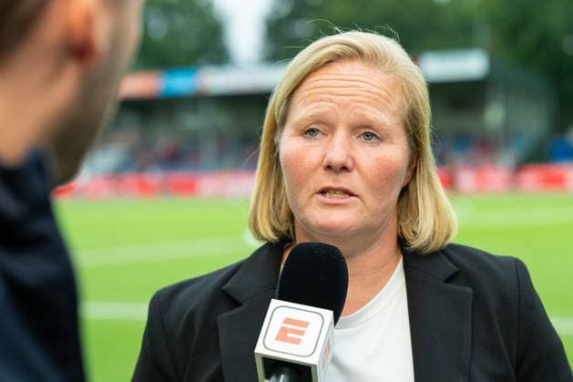 ENSCHEDE , 18-09-2025 , Sportpark Schreurserve , season 2025 2026 , UEFA Womens Champions Leaque , match between Twente and GKS Katowice (women) , picture shows FC Twente coach Corina Dekker Boerhoop Twente - GKS Katowice (women)  x31075979x Copyright: