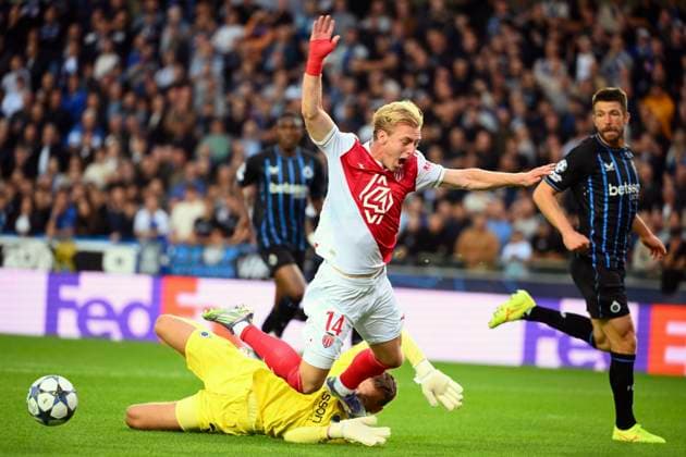 Club Brugge v Monaco - UEFA Champions League BRUGGE, BELGIUM - SEPTEMBER 18 : Biereth Mika forward of AS Monaco FC and Mignolet Simon goalkeeper of Club Brugge during the UEFA Champions League 2025 26 League Phase MD1 match between Club Brugge and Monaco on September 18, 2025 in Brugge, Belgium, 18 09 2025 Brugge Belgium  Copyright: xVincentxKalutx