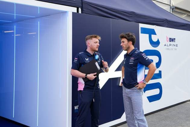 Formula 1 Qatar Airways Azerbaijan Grand Prix 2025 Romain MATHON OVERTAKE MAXPPP - Baku 18 09 2025 10 GASLY Pierre (fra), BWT Alpine F1 Team, portrait at the Formula 1 Qatar Airways Azerbaijan Grand Prix 2025, the 17th round of the 2025 FIA Formula 1 World Championship, WM, Weltmeisterschaft at the Baku City Circuit in Baku, Azerbaijan, from 18 to 21 September 2025 Baku Baku City Circuit Azerbaijan  Copyright: xOVERTAKE MAXPPPxRomainxMATHONx OVT202509185225 OVT202509185225