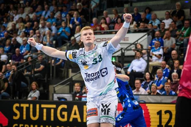 Ymir Oern Gislason Frisch Auf Goeppingen, 33 in winning pose GER, TVB 1898 Stuttgart Frisch Auf Goeppingen, DAIKIN HBL, Handball, Bundesliga, Matchday 5, Season 2025 2026, 18 09 2025 GER, TVB 1898 Stuttgart Frisch Auf Goeppingen, DAIKIN HBL, Handball, Bundesliga, Matchday 5, Season 2025 2026, 18 09 2025 Stuttgart Copyright: xSandyxDinkelackerx EP_SDR
