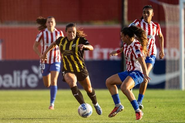250918 Mary Caroline Wickenheiser of Häcken during the second leg UEFA Women™s Champions League third qualifying round football match between Atletico Madrid and Häcken on September 18, 2025 in Madrid Photo Carl Sandin BILDBYRAN kod CS CS0773 fotboll football soccer fotball uefa womens champions league atletico madrid häcken dam bbeng  Copyright: CARLxSANDIN BB250918CS050