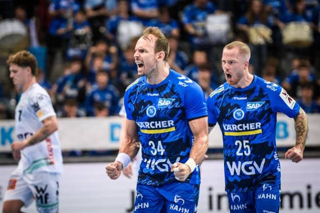 Kai Haefner TVB Stuttgart, 34 with Patrick Zieker TVB Stuttgart, 25 Jubelschrei GER, TVB 1898 Stuttgart Frisch Auf Goeppingen, DAIKIN HBL, Handball, Bundesliga, 5 Spieltag, Spielzeit 2025 2026, 18 09 2025 GER, TVB 1898 Stuttgart Frisch Auf Goeppingen, DAIKIN HBL, Handball, Bundesliga, 5 Spieltag, Spielzeit 2025 2026, 18 09 2025 Stuttgart Copyright: xSandyxDinkelackerx EP_SDR