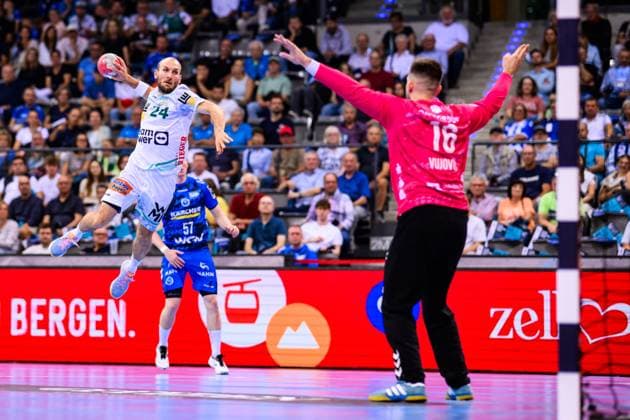 TVB Stuttgart Frisch Auf Göppingen Handball 1 Bundesliga, Men, Season 2025 2026, TVB Stuttgart Frisch Auf Göppingen, Porsche Arena Göppingens Marcel Schiller l in action against Stuttgarts goalkeeper Miljan VujoviÄ‡ r Stuttgart Porsche Arena Baden Württemberg Germany