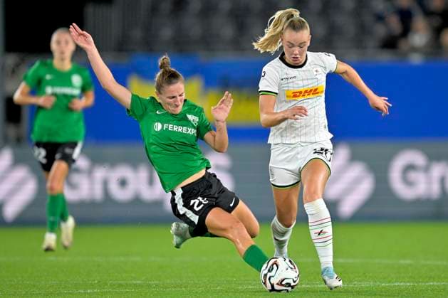 OH Leuven women v FC Vorskla Poltava - UEFA Champions League LEUVEN, BELGIUM - SEPTEMBER 18 : Veefkind Linde defender of OH Leuven Women baln} Kateryna Samson goalkeeper of FC Vorskla Poltava during the UEFA women Champions League 2025 26 first qualifying round first leg between OH Leuven women and FC Vorskla Poltava on September 18, 2025 in Leuven, Belgium, 18 09 2025 Leuven Belgium  Copyright: xSesx