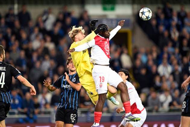 Club Brugge v Monaco - UEFA Champions League BRUGGE, BELGIUM - SEPTEMBER 18 : Jackers Nordin goalkeeper of Club Brugge and Ilenikhena George forward of AS Monaco FC during the UEFA Champions League 2025 26 League Phase MD1 match between Club Brugge and Monaco on September 18, 2025 in Brugge, Belgium, 18 09 2025 Brugge Belgium  Copyright: xNicoxVereeckenx