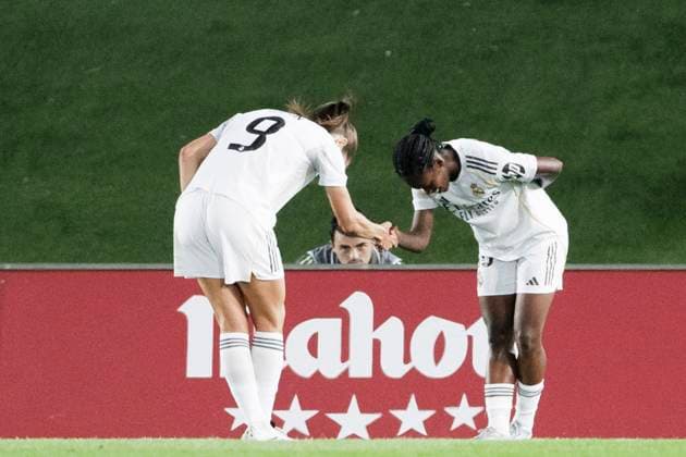UEFA Women s Champions League - Real Madrid vs Eintracht MADRID, SPAIN -September 18: Linda Caicedo of Real Madrid and Signe Bruun of Real Madrid celebrates a goal during the UEFA Women s Champions League25 26 match between Real Madrid and Eintracht at Alfredo Di Stefano stadium in Madrid. (Photo by Guillermo Martinez) Madrid Alfredo Di Stefano Stadium Spain Copyright: xGuillermoxMartinezx