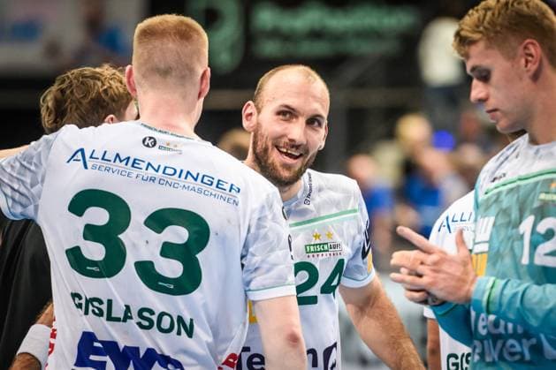 Marcel Schiller Frisch auf Goeppingen, 24 is happy after scoring the final goal with Ymir Oern Gislason Frisch auf Goeppingen, 33 and Kristian Saeveras Frisch auf Goeppingen, 12 GER, TVB 1898 Stuttgart Frisch Auf Goeppingen, DAIKIN HBL, Handball, Bundesliga, Matchday 5, Season 2025 2026, 18 09 2025 GER, TVB 1898 Stuttgart Frisch Auf Goeppingen, DAIKIN HBL, Handball, Bundesliga, Matchday 5, Season 2025 2026, 18 09 2025 Stuttgart Copyright: xSandyxDinkelackerx EP_SDR