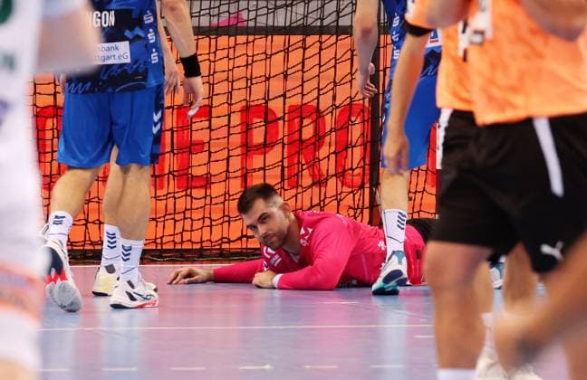 18 09 2025, Germany, Stuttgart, DAIKIN HBL Handball Bundesliga season 2025 2026, TVB Stuttgart vs FRISCH AUF Göppingen, Mijan Vujovic TVB disappointed at the ground