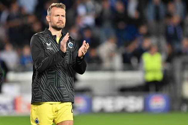 250918 Club Brugge vs AS Monaco goalkeeper Simon Mignolet (22) of Club Brugge celebrates after winning the Uefa Champions League first matchday in the League phase game in season 2025 - 2026 between Club Brugge KV and AS Monaco on September 18 , 2025 in Brugge, Belgium. (Photo by David Catry Isosport) Brugge Belgium  Copyright: xDavidxCatryx 20250918DC2_3345