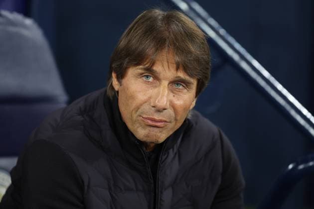 Manchester City v SSC Napoli - UEFA Champions League 2025 26 League Phase MD1 Antonio Conte, head coach of SSC Napoli on the side line before the UEFA Champions League 2025 26 League Phase MD1 match between Manchester City and SSC Napoli at City of Manchester Stadium on September 18, 2025 in Manchester, England. Manchester City of Manchester Stadium England United Kingdom Copyright: xNigelxFrench Sportsphoto APLx 14135212