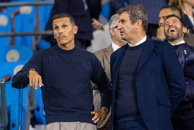 Football - UEFA Champions League - League Phase - Manchester City FC v SC Napoli MANCHESTER, ENGLAND - Thursday, September 18, 2025: Manchester City s chairman Khaldoon Al Mubarak (L) and Chief Executive Officer Ferran Soriano during the UEFA Champions League match between Manchester City FC and SC Napoli at the City of Manchester Stadium. (Photo by David Rawcliffe Propaganda) MANCHESTER City of Manchester Stadium GREATER MANCHESTER ENGLAND  Copyright: xDavidxRawcliffex P2025-09-18-Man_City_Napoli-22