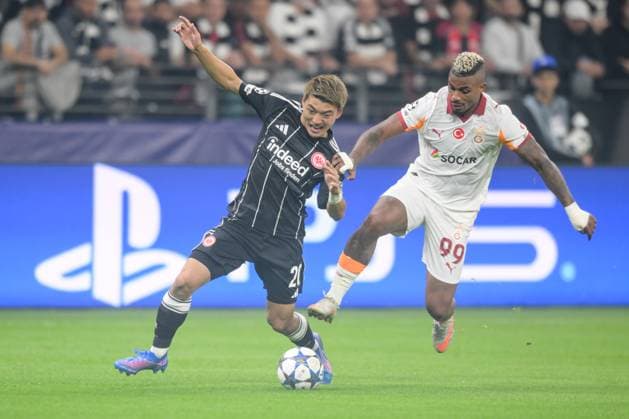 Soccer, UEFA Champions League, 20250918, SG Eintracht Frankfurt Galatasaray Istanbul Pictured from l Ritsu DOAN Frankfurt, 20 , Mario LEMINA Galatasaray, 99 Zweikampf Ball Frankfurt Deutsche Bank Park Hessen Germany Copyright: Passion2Press MarkusxFischerx