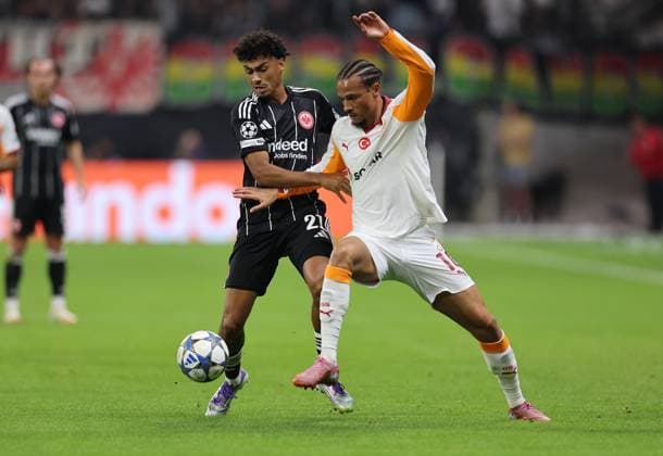 18 09 2025, Football UEFA Champions League, Eintracht Frankfurt Galatasaray SK Istanbul, emonline, emspor, v l , Nathaniel Brown Eintracht Frankfurt , Leroy Sane Galatasaray SK DFL DFB REGULATIONS PROHIBIT ANY USE OF PHOTOGRAPHS AS IMAGE SEQUENCES AND OR QUASI VIDEO xdcx Copyright: HMBxMedia Claus