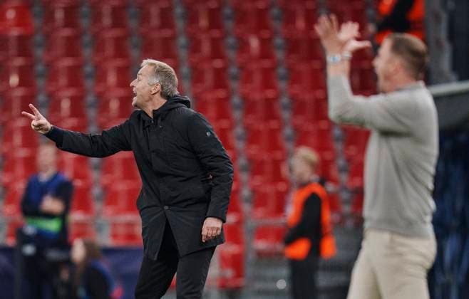 Champions League FC Copenhagen Bayer 04 Leverkusen Bayer Leverkusen s head coach Kasper Hjulmand and FCK s head coach Jacob Neestrup during the UEFA Champions League match between FC Copenhagen and Bayer 04 Leverkusen at Parken in Copenhagen on Thursday, September 18, 2025 Photo Liselotte Sabroe Ritzau Scanpix , Copenhagen Denmark  Copyright: Ritzau Scanpix LiselottexSabroex spdk20250918-211813-L