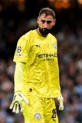 Manchester, England, 18th September 2025. Gianluigi Donnarumma of Manchester City during the Manchester City vs Napoli UEFA Champions League match at the Etihad Stadium, Manchester. Picture credit should read: Andrew Yates Sportimage EDITORIAL USE ONLY. No use with unauthorised audio, video, data, fixture lists, club league logos or live services. Online in-match use limited to 120 images, no video emulation. No use in betting, games or single club league player publications. SPI_037_AY_MCI_NAP SPI-4144-0069
