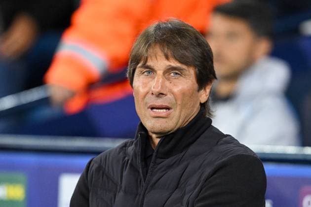 Manchester City v Napoli UEFA Champions League Napoli head coach Antonio Conte during the UEFA Champions League match at the Etihad Stadium, Manchester UK Newspapers OUT Copyright: xKarlxVallantinex FIL-22248-0023