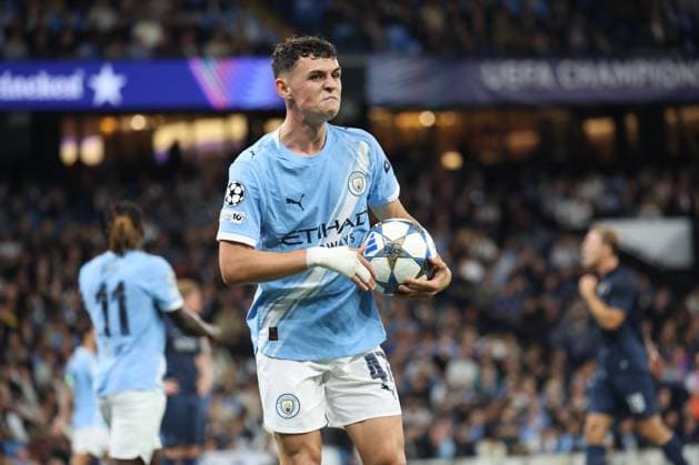 Manchester City - Napoli During the Champions League match between Manchester City and Napoli on September 18, 2025, at the Etihad Stadium in Manchester. Photo: Phil Foden of Manchester City Munchester ETIHAD STADIUM Munchester Inghilterra Copyright: xFABIOxSASSOxFabioxSassox Italia Estonia2025_09_18Fabio Sasso2485