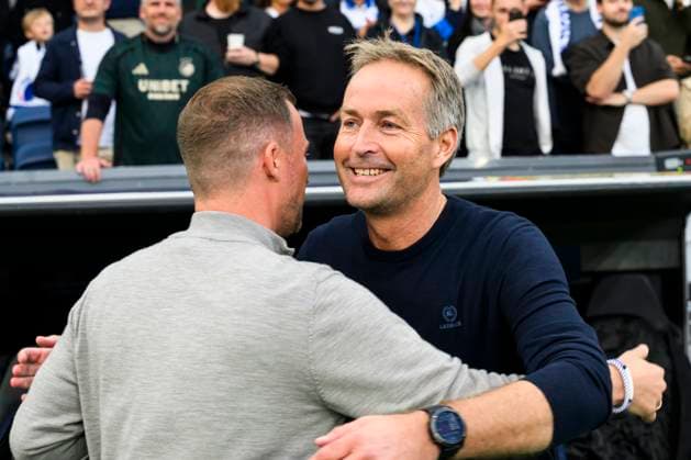 Champions League League Phase FC Kobenhavn vs Bayer 04 Leverkusen 18 09 2025 Head Coach FCK Jacob Neestrup and Head Coach GER Kasper Hjulmand Champions League League League Phase FC Kobenhavn vs Bayer 04 Leverkusen 18 09 2025 Kobenhavn, Denmark 18 September, 2025 UK Champions League League League Phase FC Copenhagen vs Bayer 04 Leverkusen Parken, Copenhagen, Denmark Kobenhavn Parken Denmark Copyright: xMichaelxBarrettxBoesenx