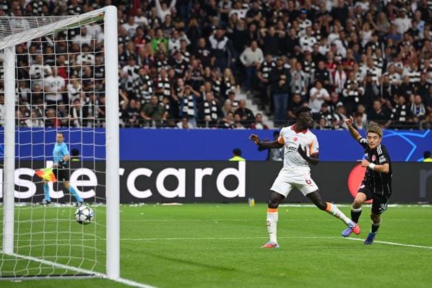 Ritsu DOAN F scores the goal for 1 1 Soccer UEFA Champions League Group Stage 1 Matchday Eintracht Frankfurt F Galatasaray Istanbul Galatasaray SK on 18 09 2025 at Deutsche Bank Park, Frankfurt Germany DFL regulations prohibit any use of photographs as image sequences and or quasi video Â