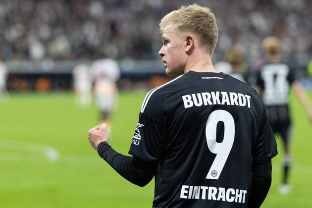 Eintracht Frankfurt Galatasaray Istanbul, UEFA Champions League Jonathan Burkardt, Jonny Burkardt Eintracht Frankfurt, 9 clenches fist after scoring 4 1 Matchday 1 of the UEFA Champions League between Eintracht Frankfurt and Galatasaray Istanbul on September 18, 2025 at Deutsche Bank Park in Frankfurt am Main , Frankfurt am Main Hessen Germany Deutsche Bank Park
