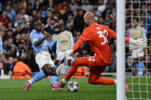 Db Manchester 18 09 2025 - Champions League Manchester City-Napoli foto Daniele Buffa Image nella foto: gol Jeremy Doku 