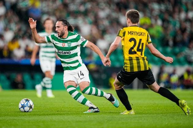 UEFA CHAMPIONS LEAGUE SPORTING CP VS KAIRAT ALMATY Lisboa, Portugal - 18 09 2025: UEFA Champions League match between Sporting CP and Kairat Almaty at Estadio JosÃ Alvalade 14 Sporting midfielder, Giorgi Kochorashvili running forward with the ball chased by 24 Kairat Almaty midfielder, Aleksandr Mrynskiy Mandatory Credit: Pedro Loureiro Avant Sports Agency Lisboa Estadio JosÃ Alvalade Portugal Copyright: xx