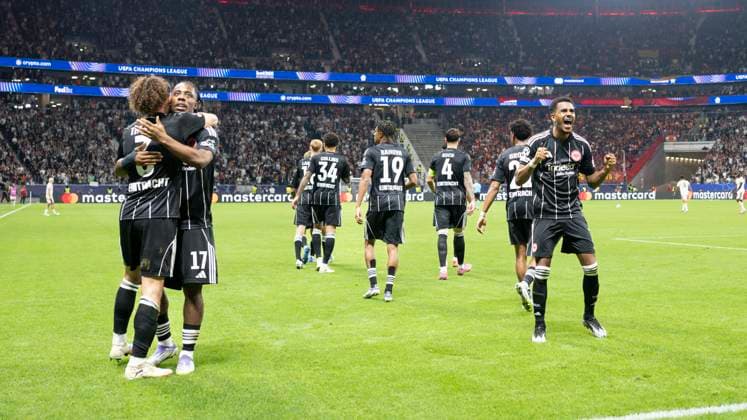Goal celebration for 5 1 by Ansgar Knauff 7 Eintracht Frankfurt , Eintracht Frankfurt vs Galatasaray Istanbul, Champions League, Group stage, Matchday 1, 18 09 2025 Frankfurt Hessen Germany Copyright: xkolbert-press MarcxNiemeyerx