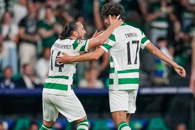 UEFA CHAMPIONS LEAGUE SPORTING CP VS KAIRAT ALMATY Lisboa, Portugal - 18 09 2025: UEFA Champions League match between Sporting CP and Kairat Almaty at Estadio JosÃ Alvalade 14 Sporting midfielder, Giorgi Kochorashvili celebrates 17 Sporting midfielder, Francisco Trincao scoring his sides first goal of the match Mandatory Credit: Pedro Loureiro Avant Sports Agency Lisboa Estadio JosÃ Alvalade Portugal Copyright: xx