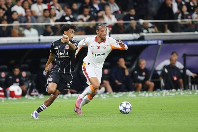 Frankfurt Main, Hesse, Germany, 18 09 2025 Waldstadion Deutsche Bank Park Champions League 2025 26 Eintracht Frankfurt Galatasaray Istanbul Nathaniel Brown 21, Eintracht Frankfurt and Leroy Sane 10, Galatasaray Istanbul Copyright: xdtsxNachrichtenagenturx dts_83026