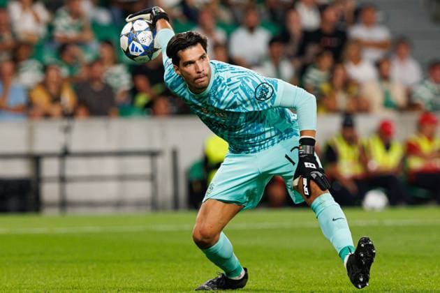 Joao Virginha seen during Champions League 25 26 league phase game between Sporting CP and FC Kairat Almaty (Maciej Rogowski Ball Raw Images) Lisbon Estadio Jose Alvalade Portugal Copyright: xMaciejxRogowskix mrogowski_sporting_kairat_2526-178