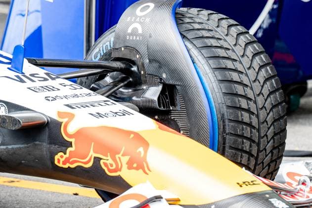 F1 - AZERBAIJAN GRAND PRIX 2025 Visa Cash App RB F1 Team, mechanical detail during the 2025 Formula 1 Qatar Airways Azerbaijan Grand Prix, 17th round of the 2025 FIA Formula One World Championship, WM, Weltmeisterschaft from September 19 to 21, 2025 on the Baku City Circuit, in Baku, Azerbaijan - BakuAzerbaijan  Copyright: xALBERTOxVIMERCATIx