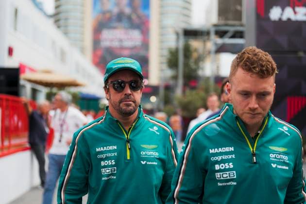 Formula 1 Qatar Airways Azerbaijan Grand Prix 2025 Romain Mathon OVERTAKE MAXPPP - Baku 19 09 2025 14 ALONSO Fernando (esp), Aston Martin Aramco Cognizant, portrait at the Formula 1 Qatar Airways Azerbaijan Grand Prix 2025, the 17th round of the 2025 FIA Formula 1 World Championship, WM, Weltmeisterschaft at the Baku City Circuit in Baku, Azerbaijan, from 18 to 21 September 2025 Baku Azerbaijan  Copyright: xOVERTAKE MAXPPPxRomainxMathonx OVT202509195978 OVT202509195978