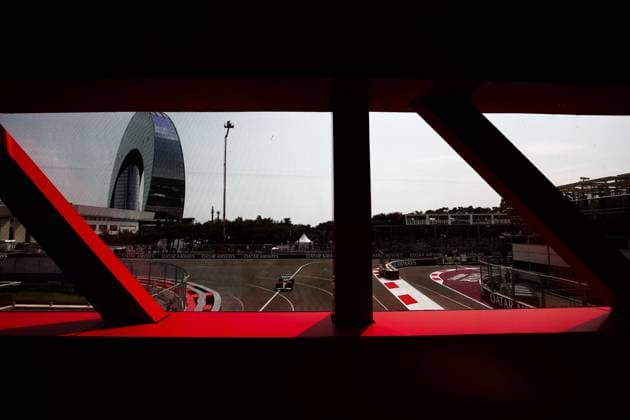 F1 - AZERBAIJAN GRAND PRIX 2025 16 LECLERC Charles (mco), Scuderia Ferrari SF-25, action during the 2025 Formula 1 Qatar Airways Azerbaijan Grand Prix, 17th round of the 2025 FIA Formula One World Championship, WM, Weltmeisterschaft from September 19 to 21, 2025 on the Baku City Circuit, in Baku, Azerbaijan -  Copyright: xEricxAlonsox