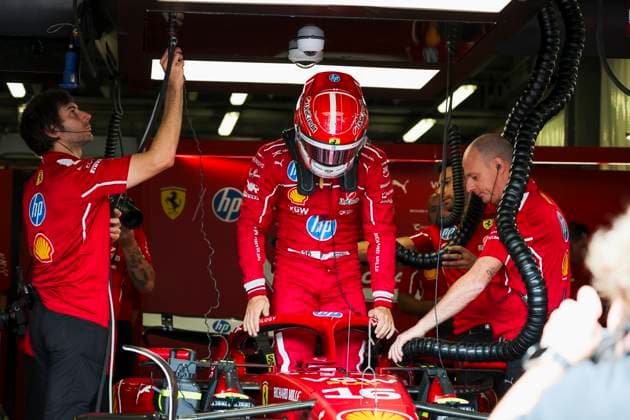 Formula 1 Qatar Airways Azerbaijan Grand Prix 2025 Romain Mathon OVERTAKE MAXPPP - Baku 19 09 2025 16 LECLERC Charles (mon), Scuderia Ferrari HP, portrait at the Formula 1 Qatar Airways Azerbaijan Grand Prix 2025, the 17th round of the 2025 FIA Formula 1 World Championship, WM, Weltmeisterschaft at the Baku City Circuit in Baku, Azerbaijan, from 18 to 21 September 2025 Baku Azerbaijan  Copyright: xOVERTAKE MAXPPPxRomainxMathonx OVT202509196014 OVT202509196014