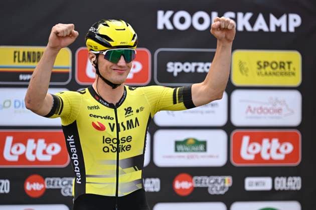 Kampioenschap van Vlaanderen 2025 Cycling Race KOOLSKAMP, BELGIUM - SEPTEMBER 19 : Kooij Olav (NED) of Team Visma I Lease a Bike during the 109th edition of Kampioenschap van Vlaanderen an UCI Class 1.1 one day cycling road race for Men Elite of 180 km with start in Koolskamp and finish in Koolskamp on September 19, 2025 in Koolskamp, Belgium, 19 09 2025 Koolskamp Belgium  Copyright: xNicoxVereeckenx