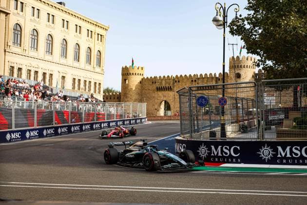 F1 - AZERBAIJAN GRAND PRIX 2025 63 RUSSELL George (gbr), Mercedes AMG F1 Team W16, action during the 2025 Formula 1 Qatar Airways Azerbaijan Grand Prix, 17th round of the 2025 FIA Formula One World Championship, WM, Weltmeisterschaft from September 19 to 21, 2025 on the Baku City Circuit, in Baku, Azerbaijan - BakuAzerbaijan  Copyright: xFLORENTxGOODENx