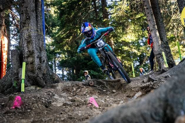 Whoop UCI Mountainbikeworldcup Downhill Lenzerheide ILES Finn SPECIALIZED GRAVITYat Whoop UCI Mountainbikeworldcup Downhill Lenzerheide, 19 09 2025,in Lenzerheide,SUI Photo Sebastian Sternemannat Whoop UCI Mountainbikeworldcup Downhill Lenzerheide, 19 09 2025,in Lenzerheide,SUI Photo Sebastian Sternemann