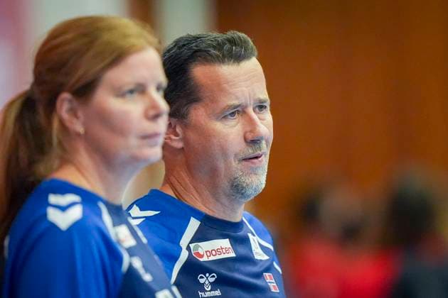 Women s World Cup warm up in handball Norway Turkey Cheb, Czech Republic 20250919 National team coach Ole Gustav Gjekstad and assistant coach Tonje Larsen before the women s handball friendly match between Norway and Turkey at Sports hall TJ Lokomotiva Photo Terje Pedersen NTB Cheb Czech Republic EDITORIAL USE ONLY RESTRICTED USE FOR BETTING COMPANIES  Copyright: xTerjexPedersenx xNTBx