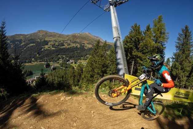Whoop UCI Mountainbikeworldcup Downhill Lenzerheide BALANCHE Camille YETI FOX FACTORY RACE TEAMat Whoop UCI Mountainbikeworldcup Downhill Lenzerheide, 19 09 2025,in Lenzerheide,SUI Foto Sebastian Sternemannat Whoop UCI Mountainbikeworldcup Downhill Lenzerheide, 19 09 2025,in Lenzerheide,SUI Foto Sebastian Sternemann