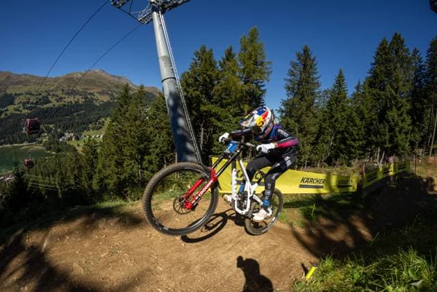 Whoop UCI Mountainbikeworldcup Downhill Lenzerheide NICOLE Myriam COMMENCAL MUC OFF BY RIDING ADDICTIONat Whoop UCI Mountainbikeworldcup Downhill Lenzerheide, 19 09 2025,in Lenzerheide,SUI Photo Sebastian Sternemannat Whoop UCI Mountainbikeworldcup Downhill Lenzerheide, 19 09 2025,in Lenzerheide,SUI Photo Sebastian Sternemann