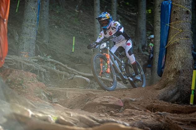 Whoop UCI Mountainbikeworldcup Downhill Lenzerheide VERMETTE Asa at Whoop UCI Mountainbikeworldcup Downhill Lenzerheide, 19 09 2025,in Lenzerheide,SUI Photo Sebastian Sternemannat Whoop UCI Mountainbikeworldcup Downhill Lenzerheide, 19 09 2025,in Lenzerheide,SUI Photo Sebastian Sternemann