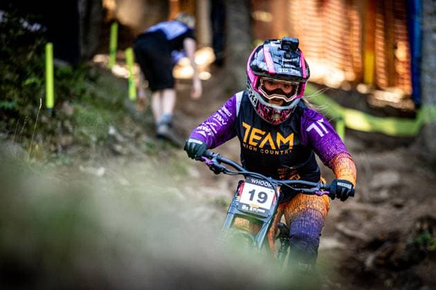 Whoop UCI Mountainbikeworldcup Downhill Lenzerheide WILSON Heather AON RACING TOURNE CAMPERVANSat Whoop UCI Mountainbikeworldcup Downhill Lenzerheide, 19 09 2025,in Lenzerheide,SUI Foto Sebastian Sternemannat Whoop UCI Mountainbikeworldcup Downhill Lenzerheide, 19 09 2025,in Lenzerheide,SUI Foto Sebastian Sternemann