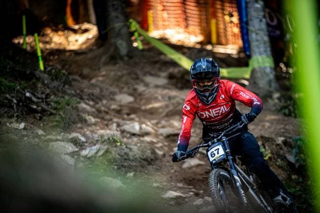 Whoop UCI Mountainbikeworldcup Downhill Lenzerheide SUMNER Jon Sebastian at Whoop UCI Mountainbikeworldcup Downhill Lenzerheide, 19 09 2025,in Lenzerheide,SUI Foto Sebastian Sternemannat Whoop UCI Mountainbikeworldcup Downhill Lenzerheide, 19 09 2025,in Lenzerheide,SUI Foto Sebastian Sternemann