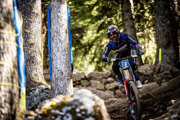 Whoop UCI Mountainbikeworldcup Downhill Lenzerheide VERGIER Loris COMMENCAL MUC OFF BY RIDING ADDICTIONat Whoop UCI Mountainbikeworldcup Downhill Lenzerheide, 19 09 2025,in Lenzerheide,SUI Foto Sebastian Sternemannat Whoop UCI Mountainbikeworldcup Downhill Lenzerheide, 19 09 2025,in Lenzerheide,SUI Foto Sebastian Sternemann